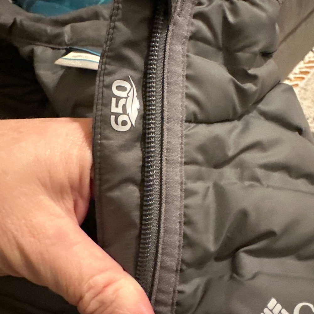 Columbia Lake 22 Down Jacket 650 Fill Women’s XS Black - Picture 6 of 6